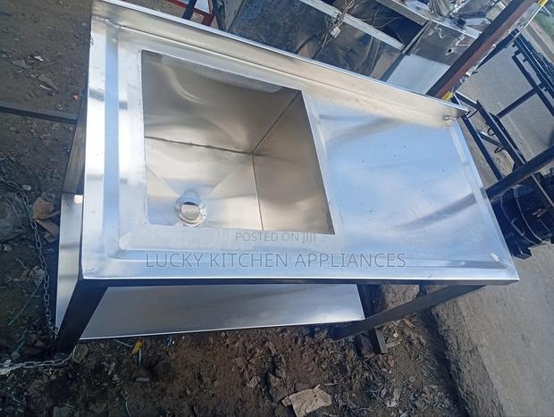 Stainless Steel Single Bowl Sink. - main view