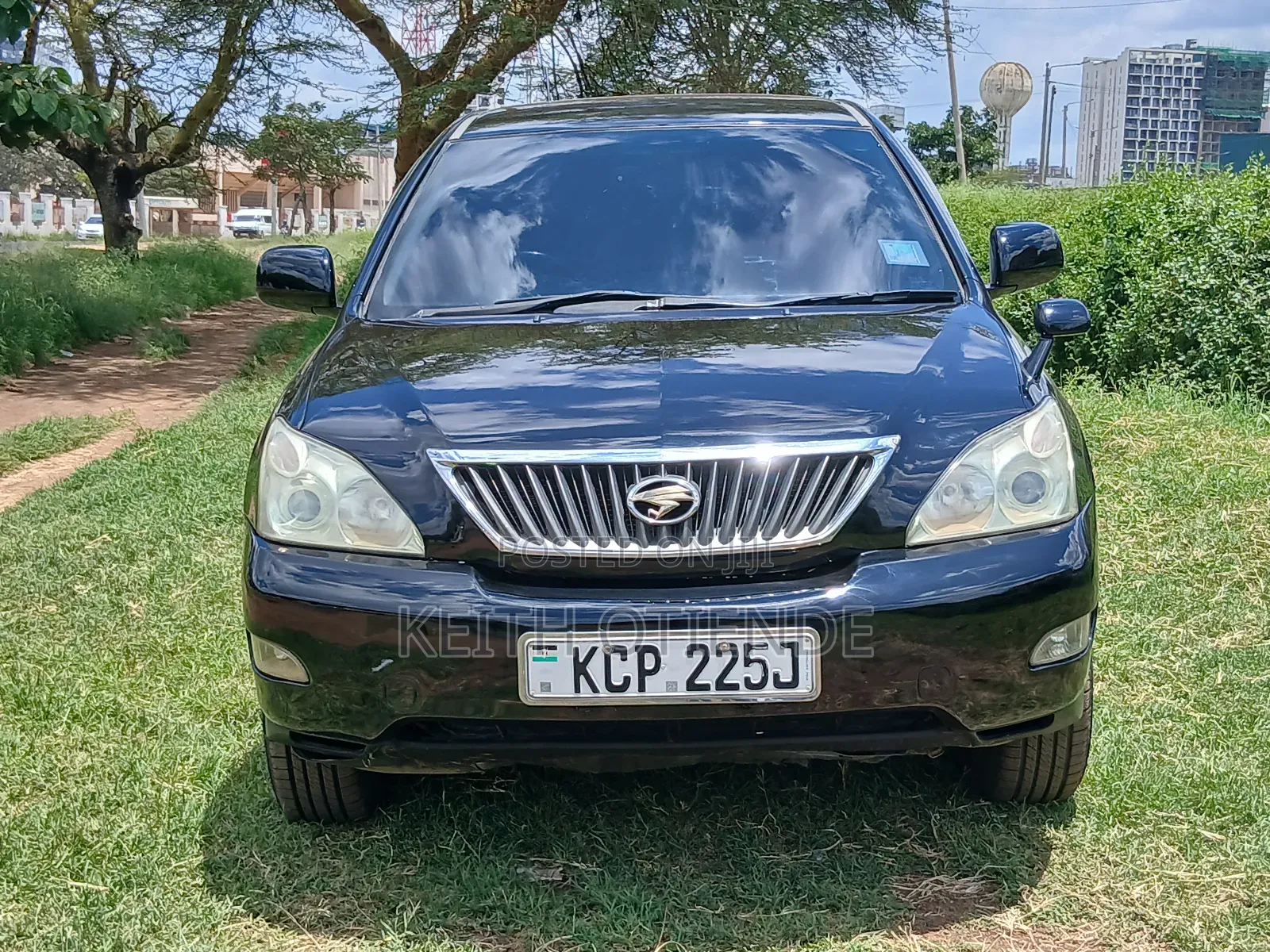 Toyota Harrier 2.4 2012 Black