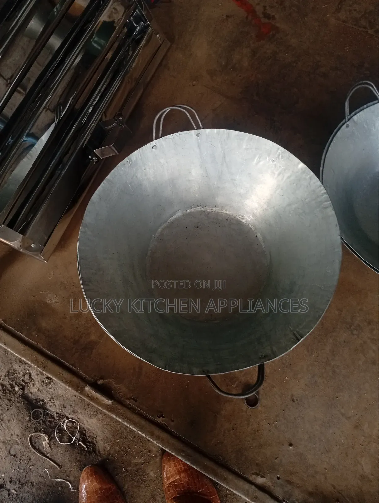Heavy Duty Frying Pan Karai.