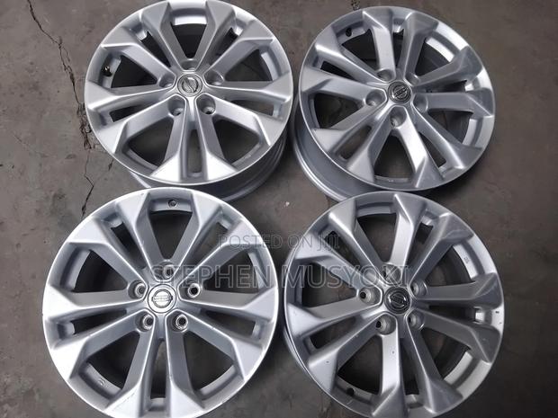 Nissan Juke,Dualis, Extrail, Teana 17inch Rims