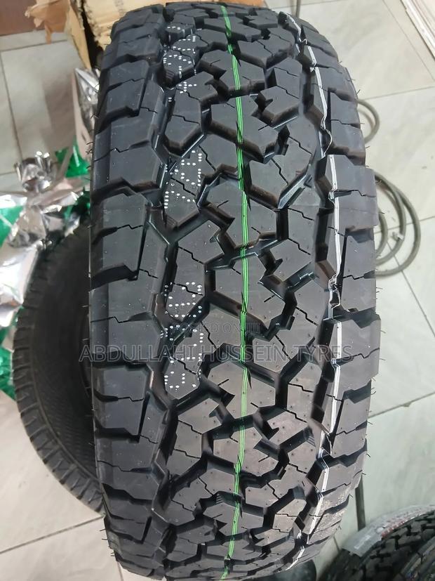 265/65 R17 Roadcruza a/T