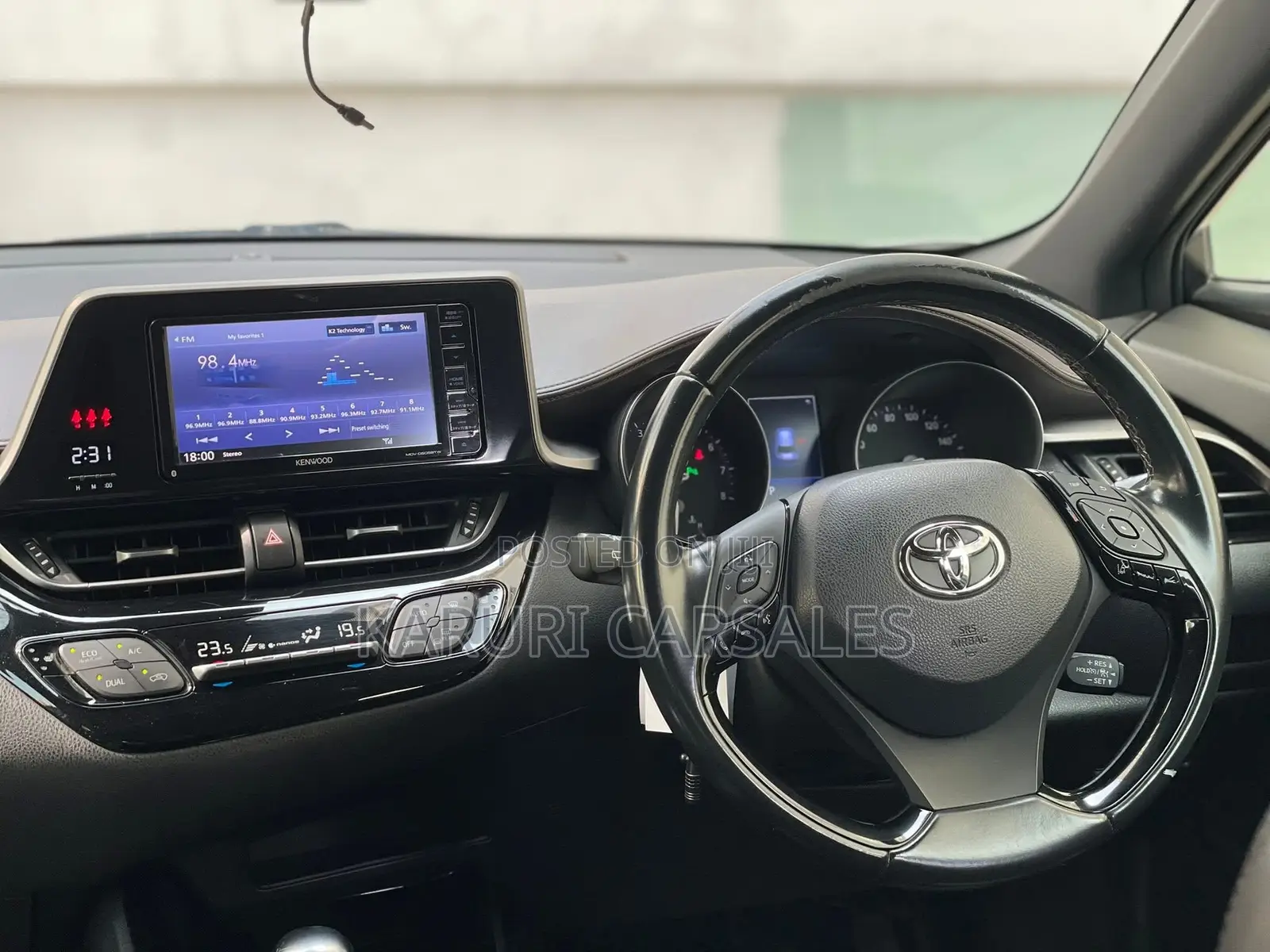 Toyota C-HR 2019 White