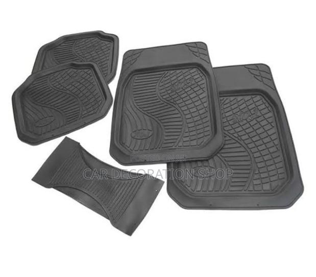Car Interior Black 5pc Floor Mats and Liners