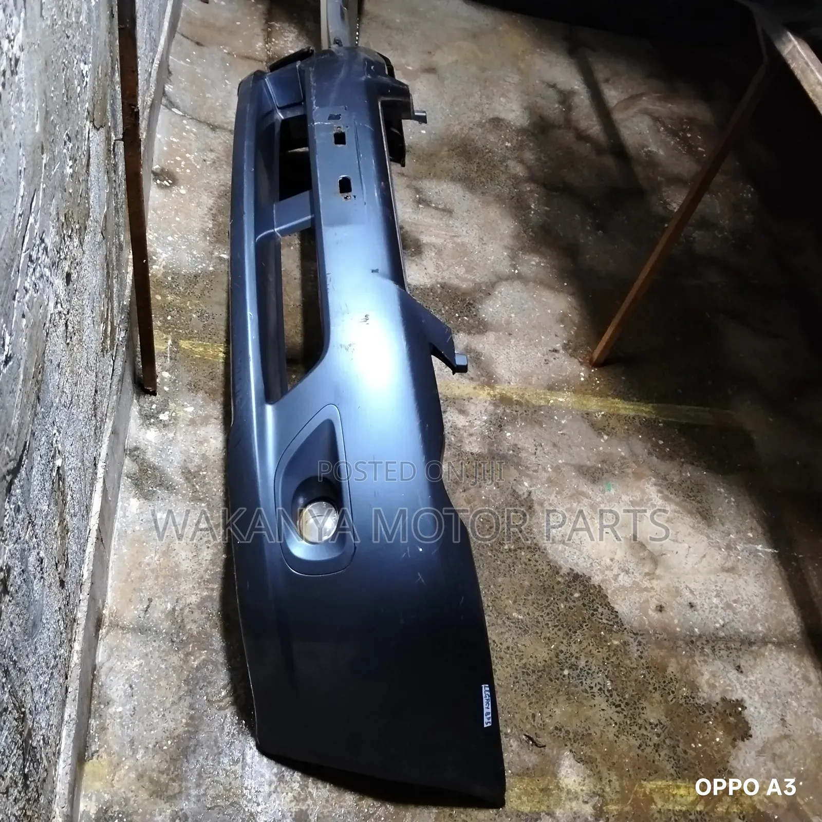 Subaru Legacy Bp5/Bl5 Model 2005 Front Bumper Complete With Fog Lamps