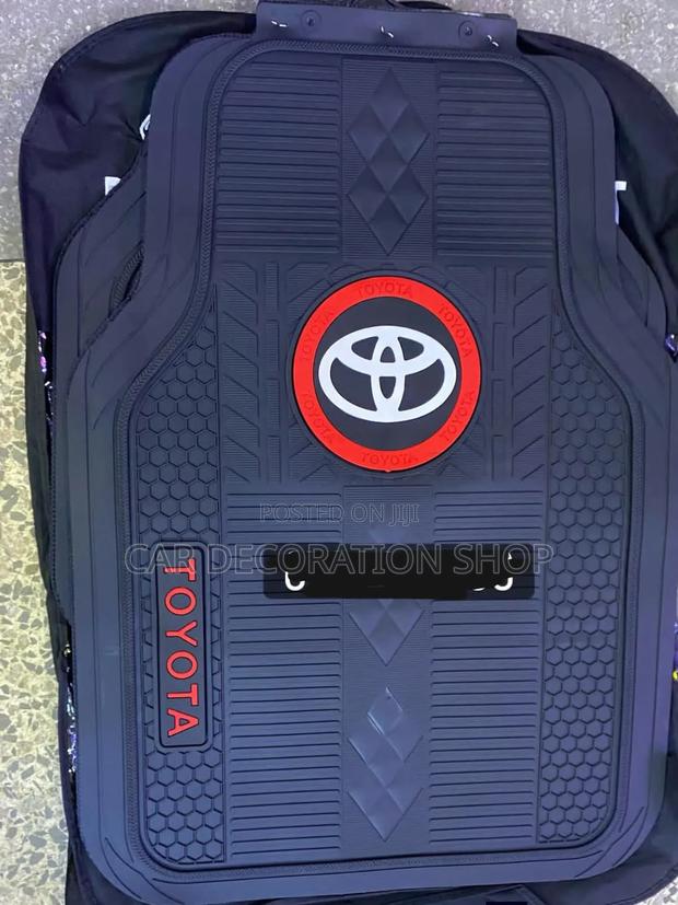 5pc Toyota Latex Rubber Waterproof Mats