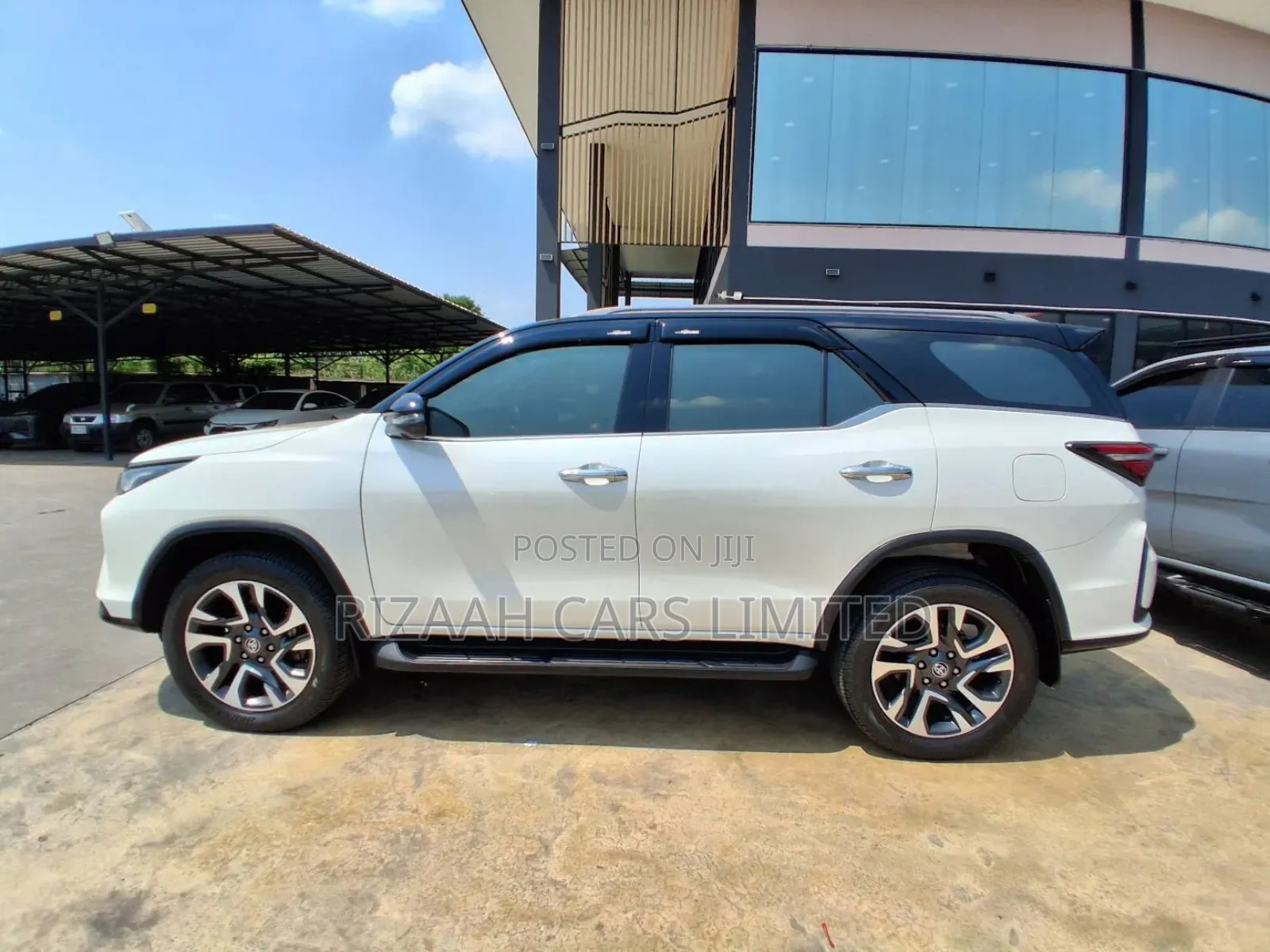 Toyota Fortuner 2.8 D AWD 2021 White