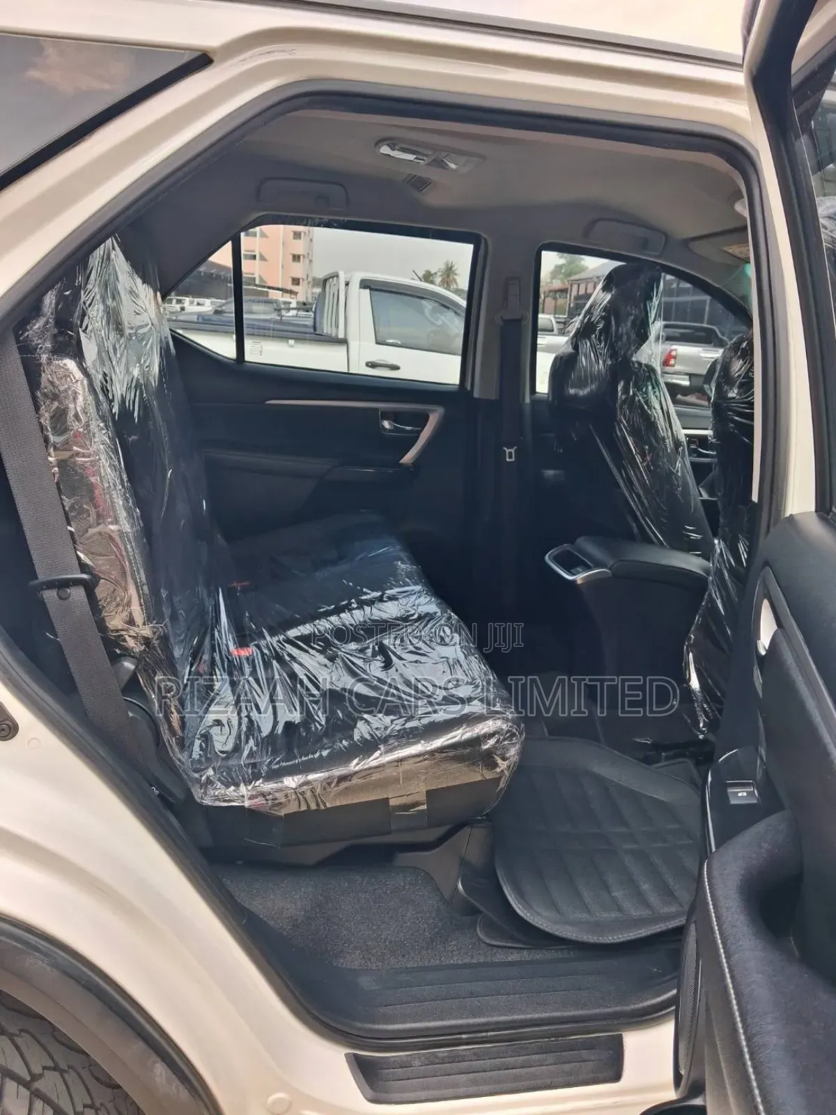 Toyota Fortuner 2.8 D AWD 2021 White