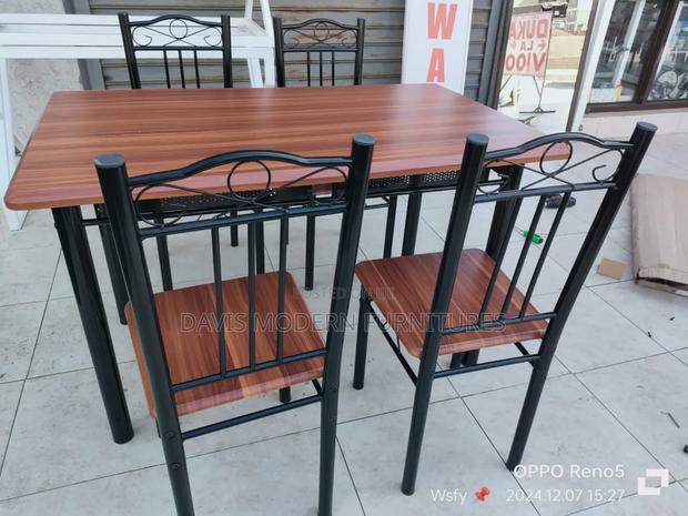 4-Seater Dinning Table With Chairs - main view