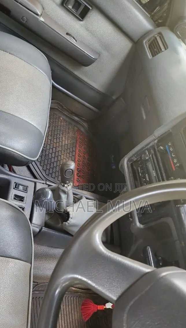 Toyota Hilux Surf 1999 Gray
