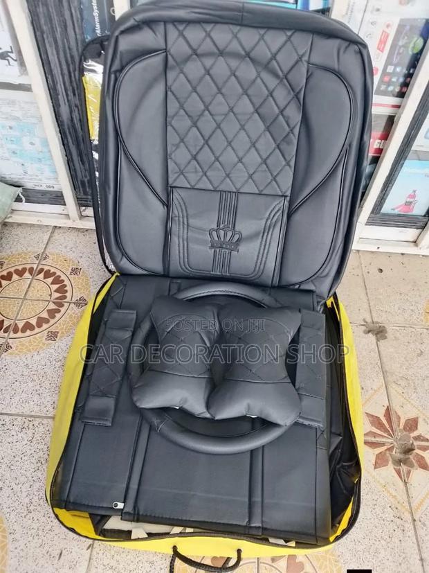 Premium Pu Leather Design Black Seat Cushiobs