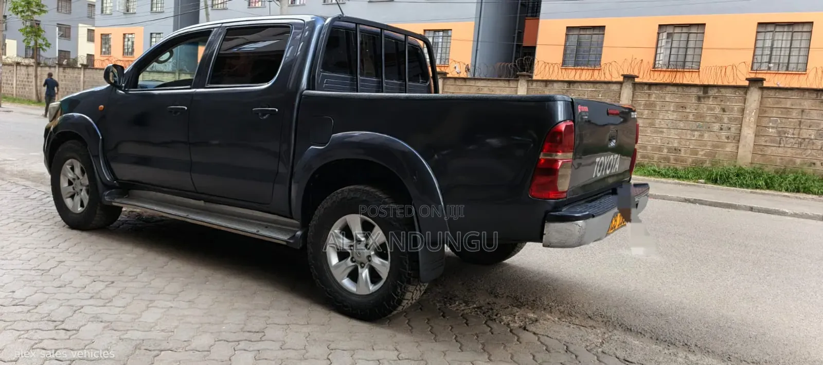Toyota Hilux 2014 Black