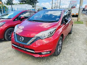 Nissan Note 1.2 Hybrid 2019 Red
