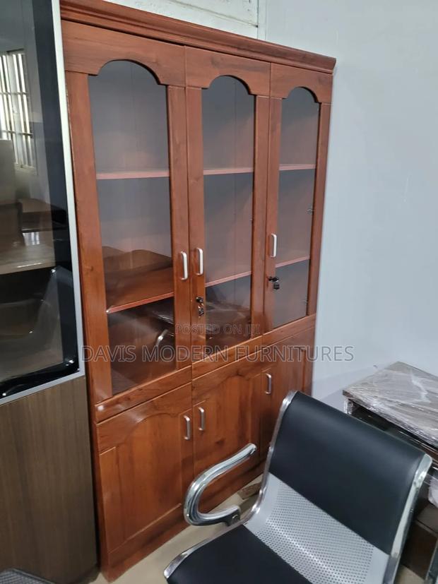 Display Cabinet