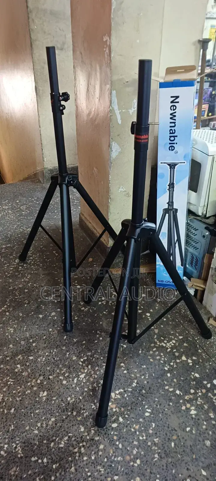 Speaker Stand