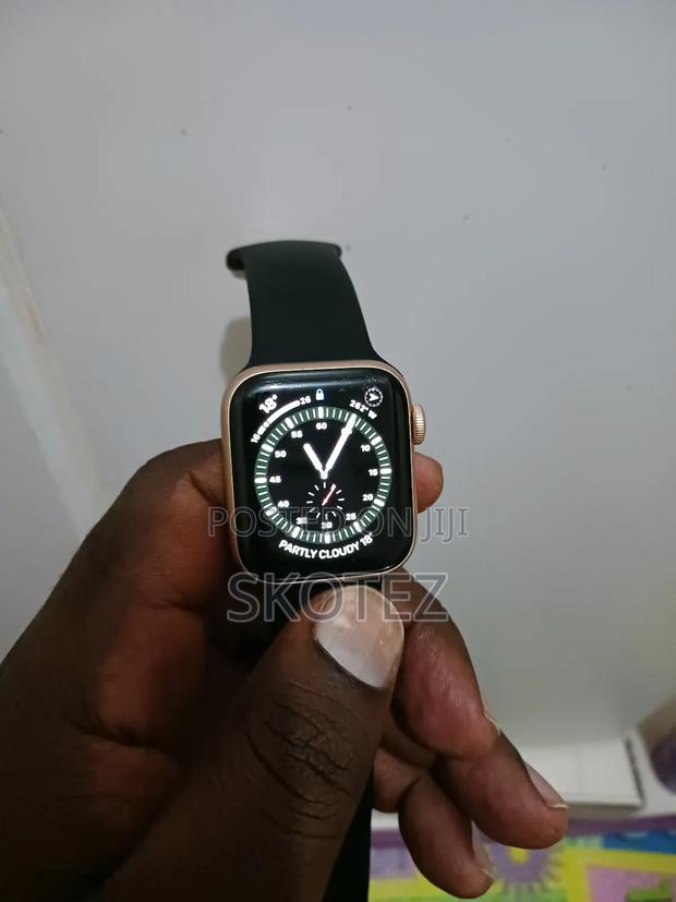 Smart Watch - thumbnail 2