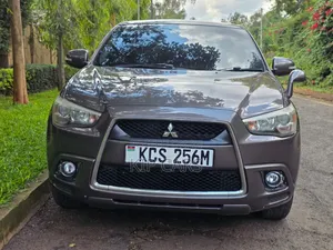 Mitsubishi RVR 2.0 2011 Gray