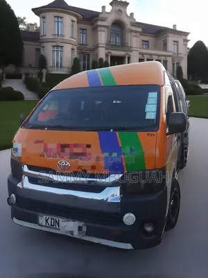 Toyota HiAce 2017 White