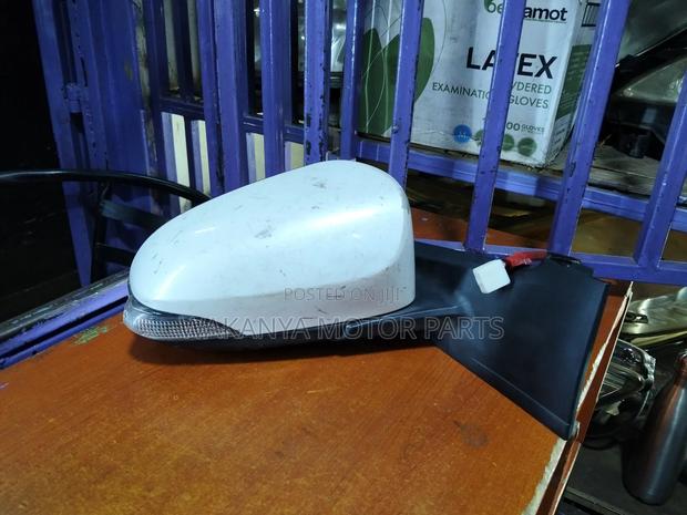 Toyota Vitz Model 2012/2013/2015/2017 Power Side Mirror With Blinker