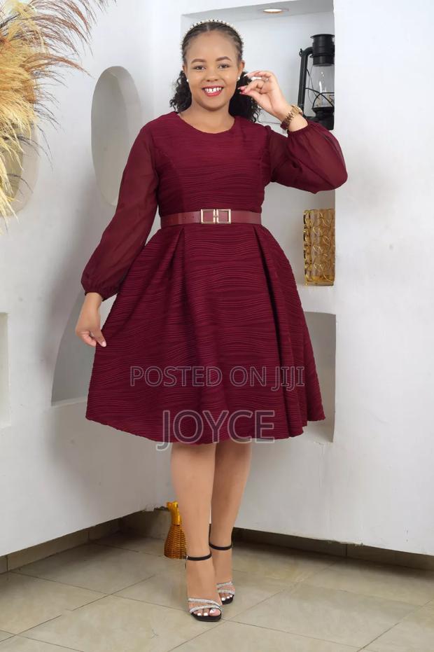 Long-Sleeved Box Dress - thumbnail 4