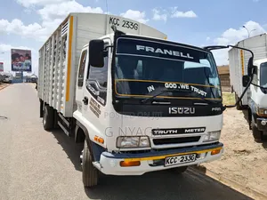 Isuzu FRR Covered Body 2015