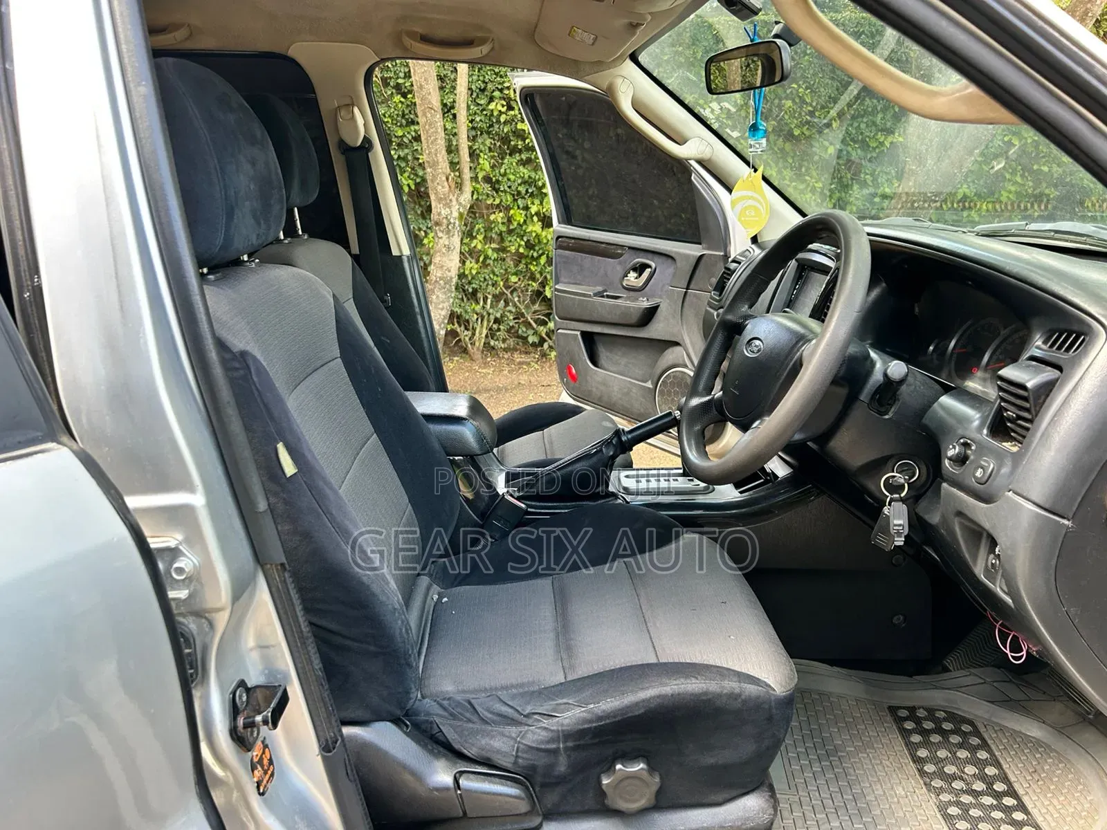 Ford Escape XLT 4WD 2009 Silver