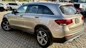 Mercedes-Benz GLC-Class 2020 Gold