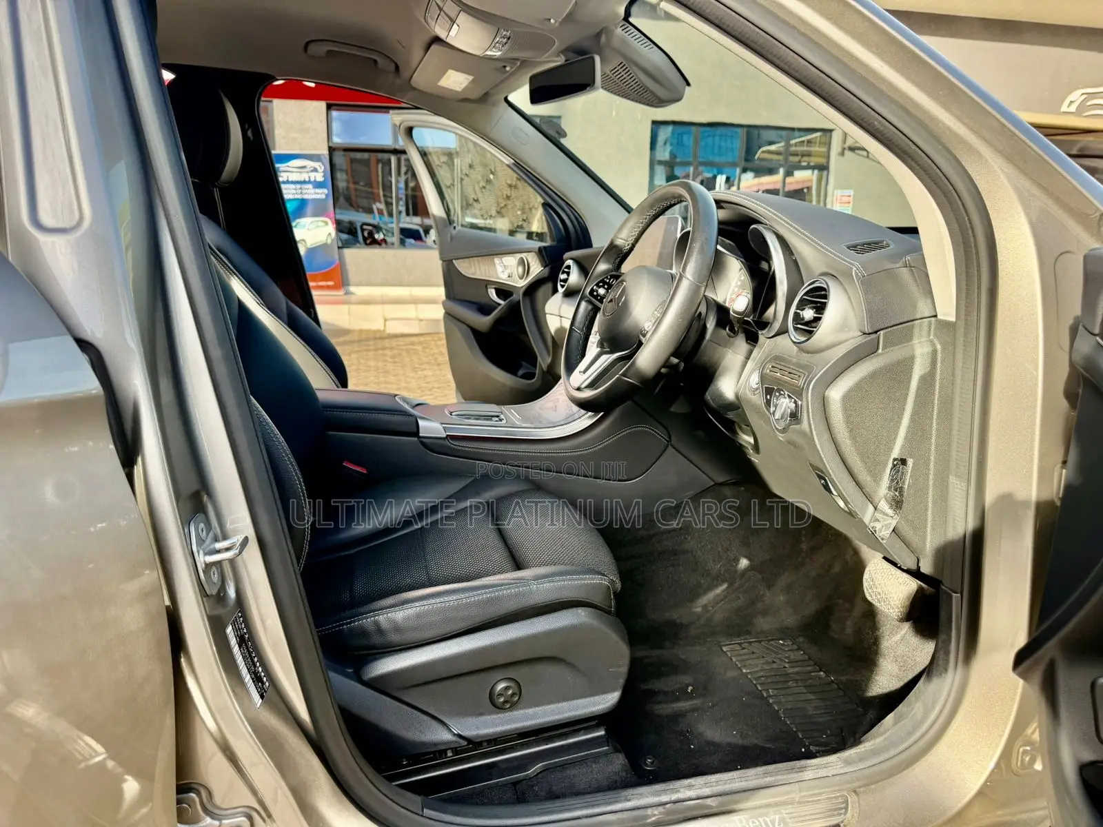 Mercedes-Benz GLC-Class 2020 Gold