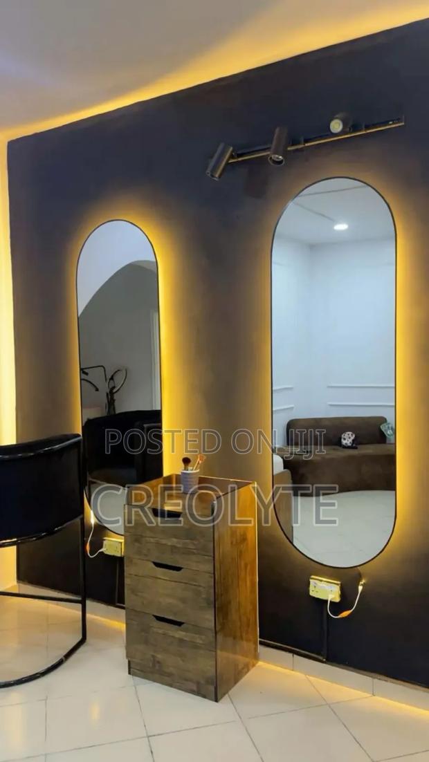 Modern Salon and Barbershop Mirrors