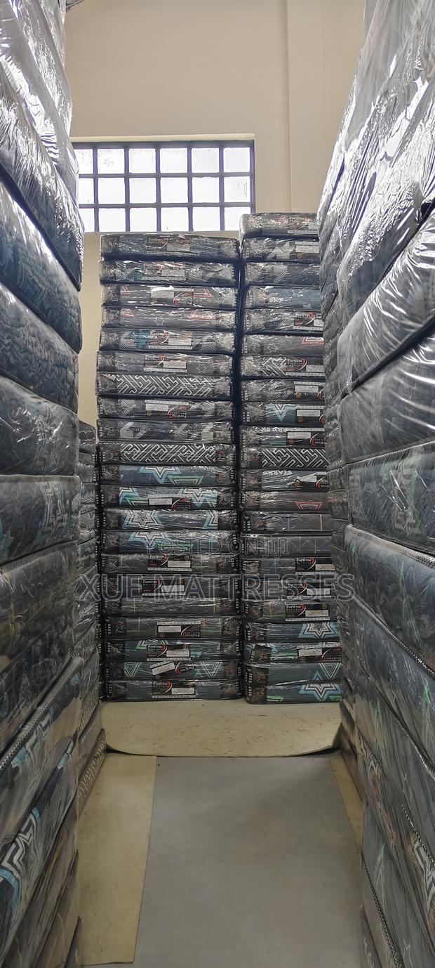 3 1⁄2x6ftx8in Fortress Premium Quilted Fibre Mattress + 2 Free Pillows