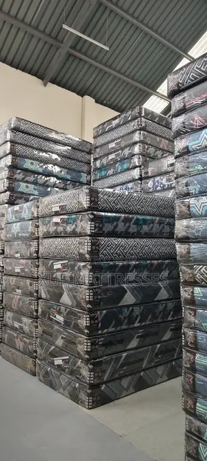 3 1⁄2x6ftx8in Fortress Premium Quilted Fibre Mattress + 2 Free Pillows