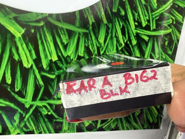 Cmf Ear (A) B162 Wireless Buds - thumbnail 4