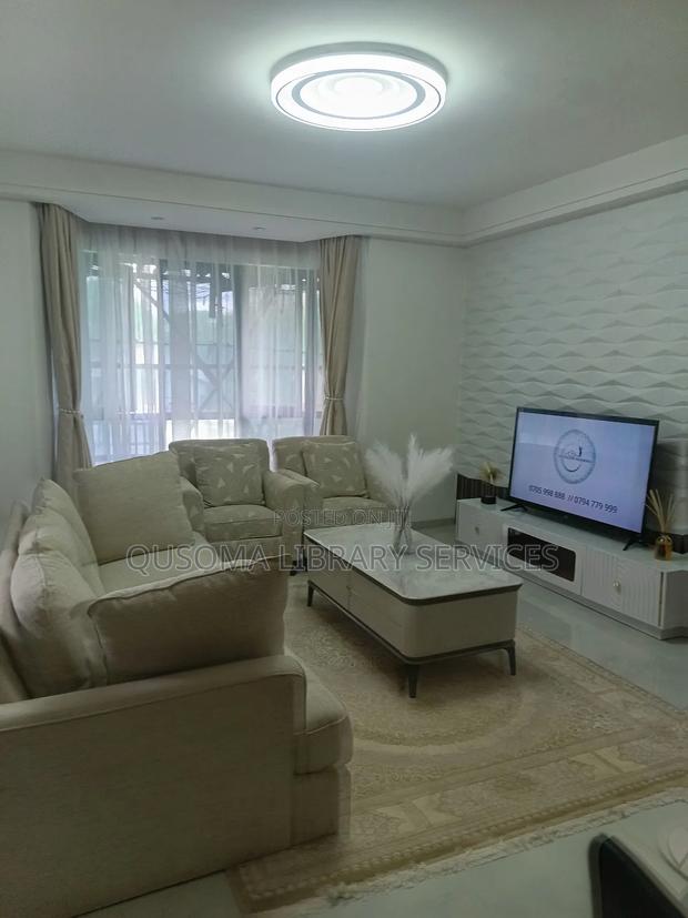 4bdrm Apartment in Woodley Estate for sale - main view