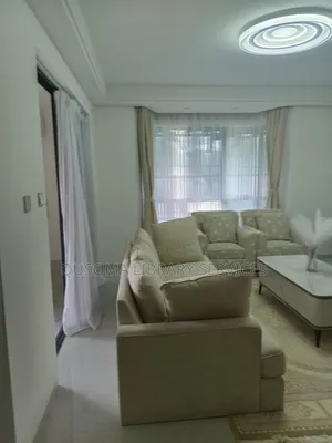 4bdrm Apartment in Woodley Estate for sale