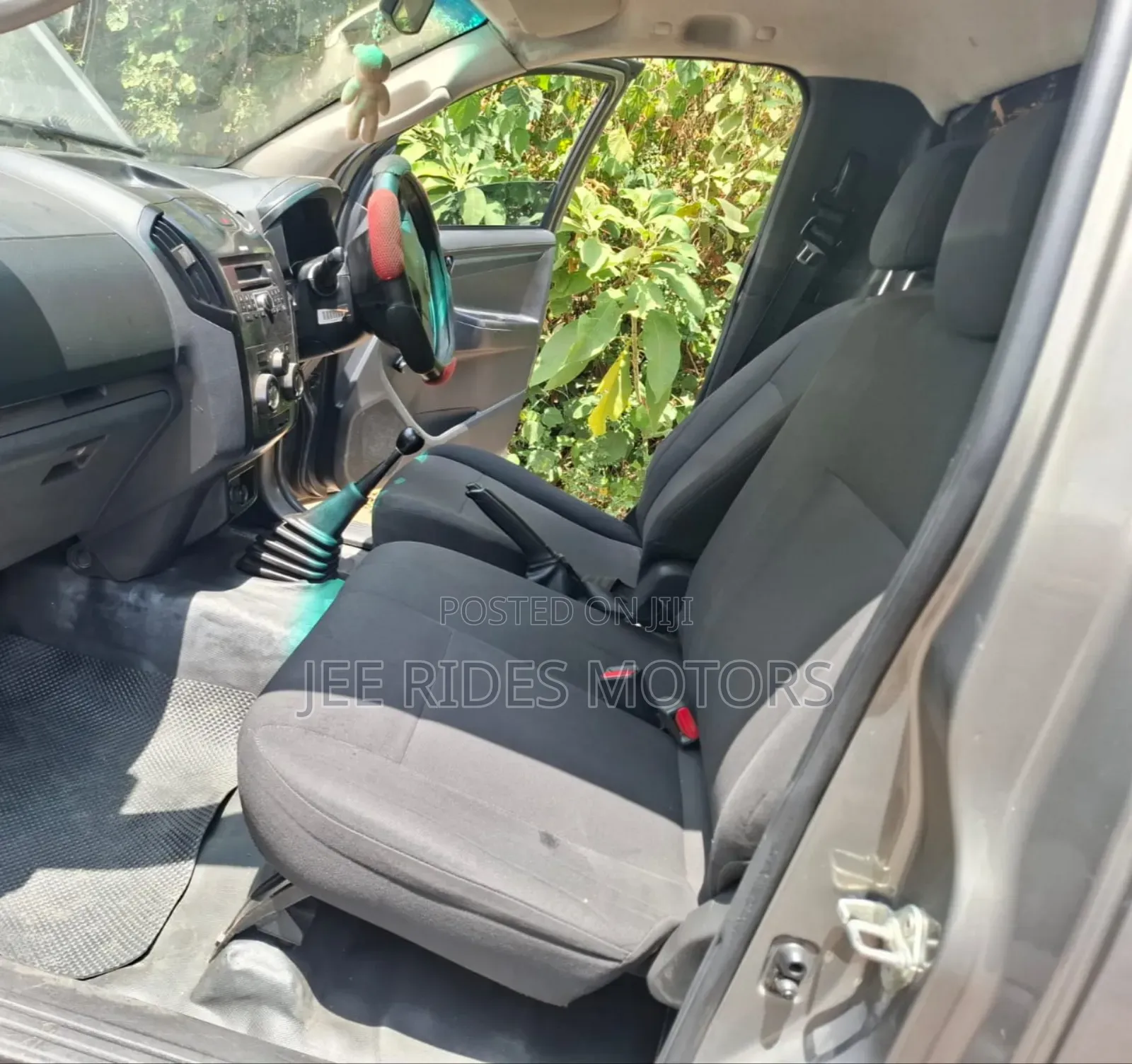 Isuzu D-MAX 2022 Gray