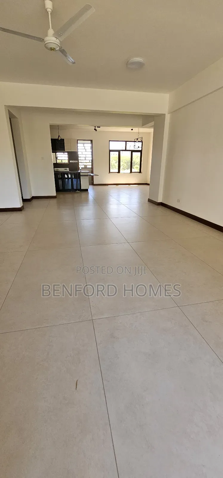 4bdrm Apartment in Nyali Luxurious for sale