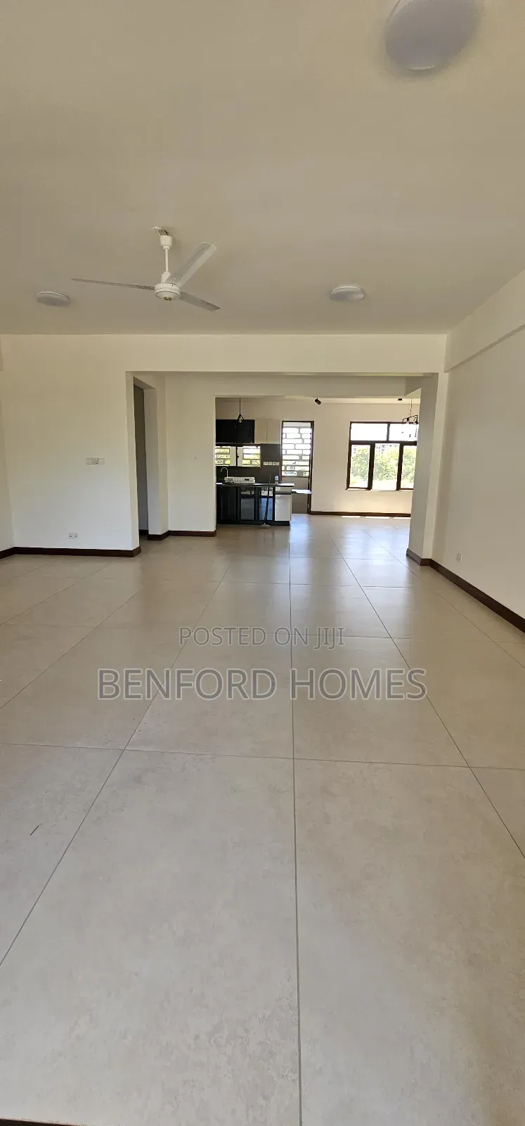 4bdrm Apartment in Nyali Luxurious for sale