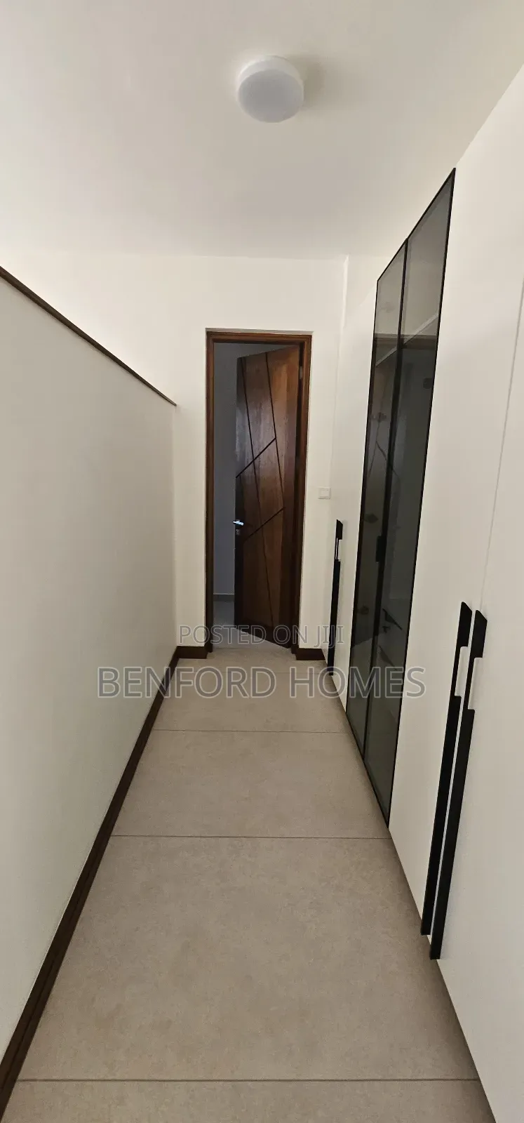 4bdrm Apartment in Nyali Luxurious for sale