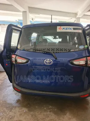 Toyota Sienta 1.5 FWD (6-seater) 2020 Blue