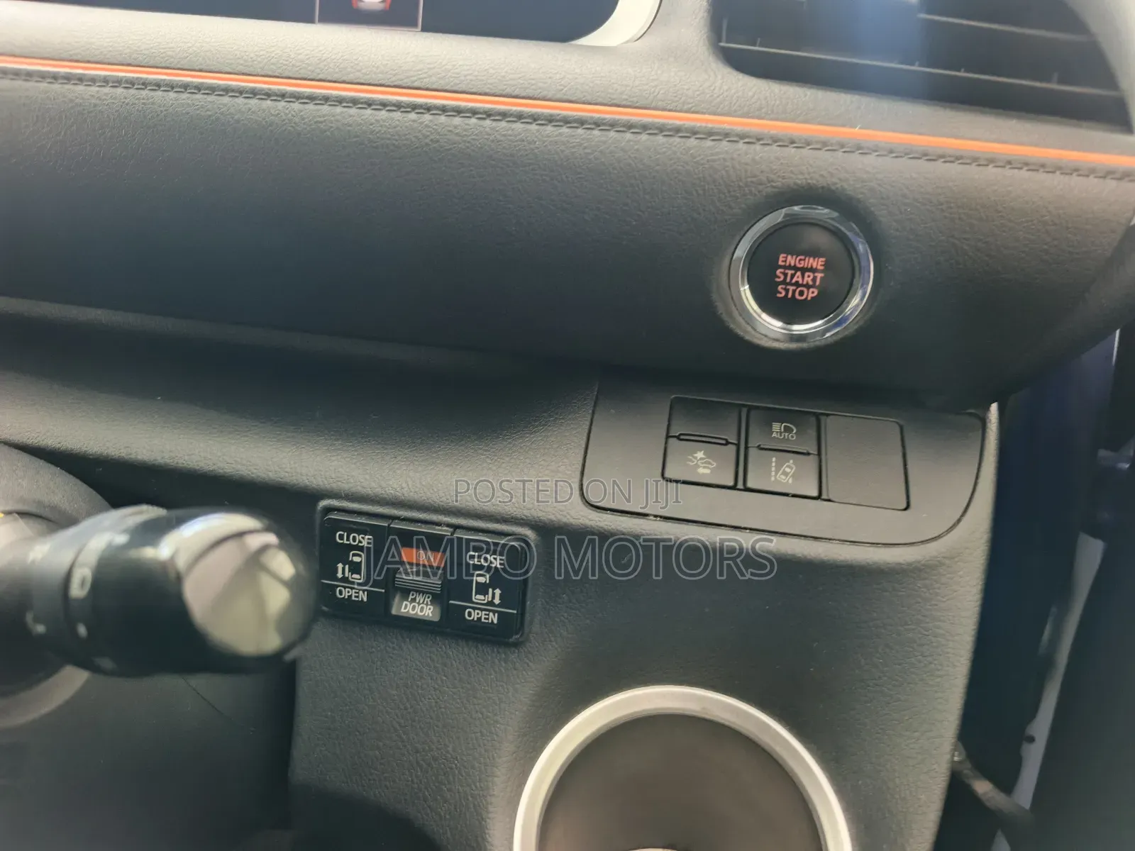 Toyota Sienta 1.5 FWD (6-seater) 2020 Blue