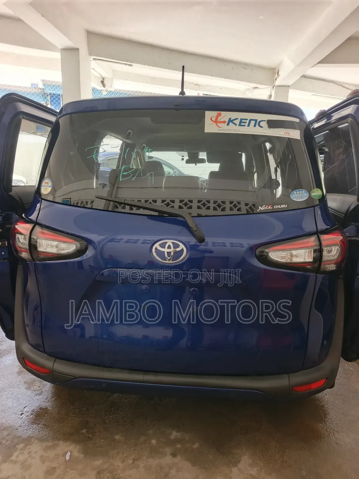 Toyota Sienta 1.5 FWD (6-seater) 2020 Blue