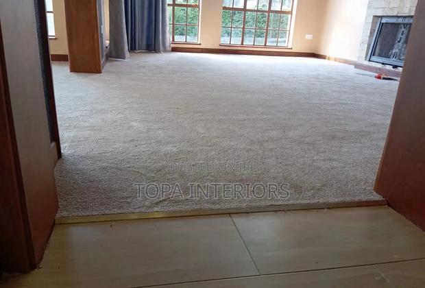 Living Room Floor Insulation Wall to Wall Carpets