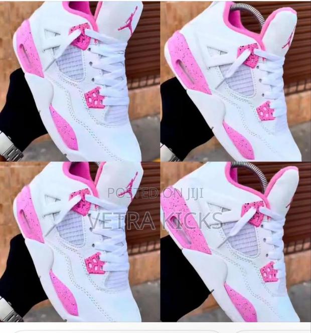 Jordan 4 Retro "Pink Oreo" - thumbnail 2