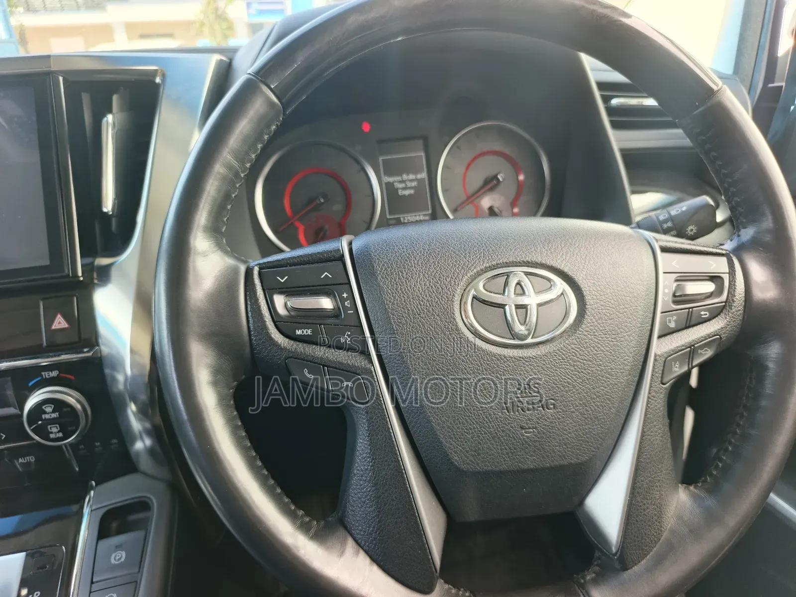 Toyota Alphard 2.5 Petrol FWD 2020 White