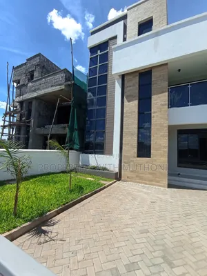 5bdrm Maisonette in Kamakis for sale