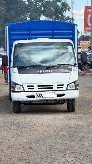 2019 Isuzu NPR