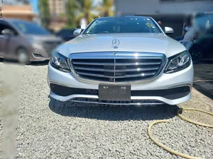 Mercedes-Benz E400 2019 Silver