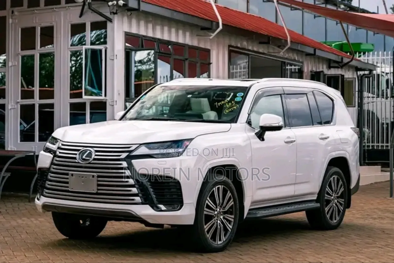 Lexus LX LX 600 2022