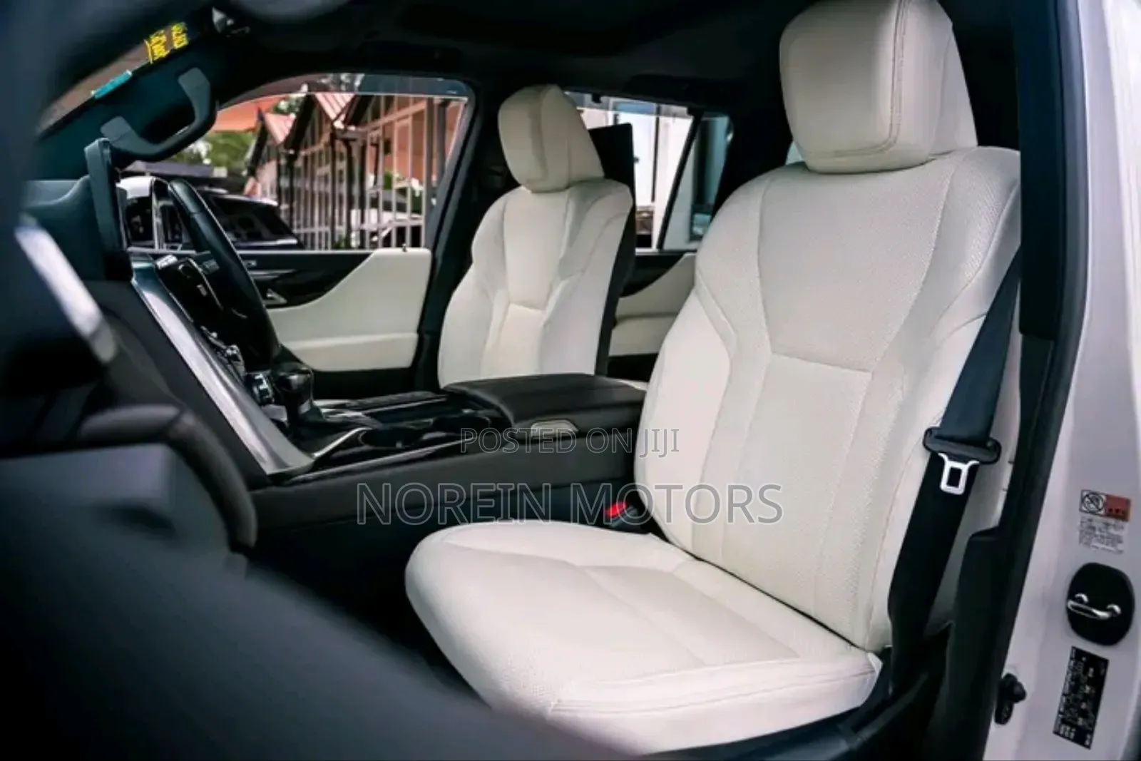 Lexus LX LX 600 2022