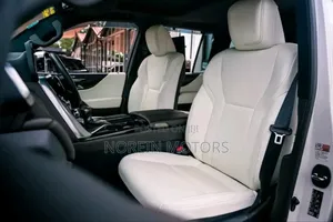 Lexus LX LX 600 2022