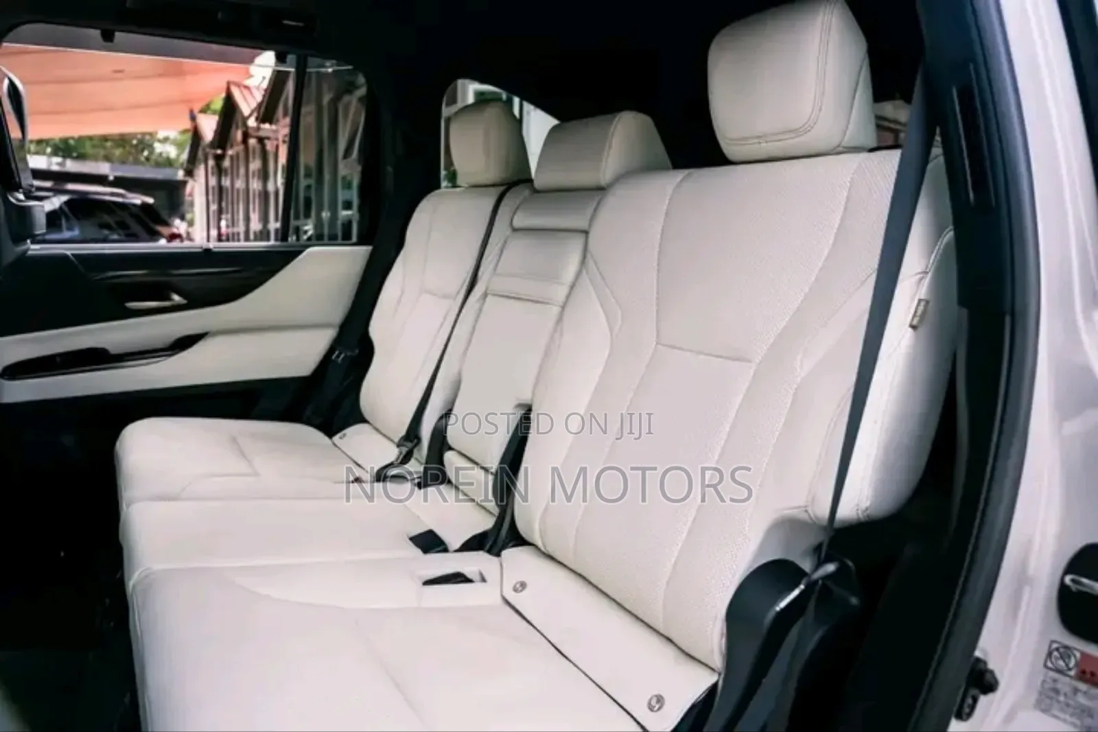 Lexus LX LX 600 2022